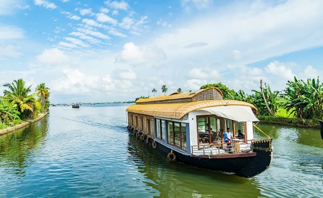 Kerala Backwaters-min