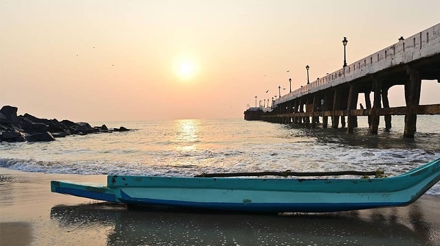 promenade beach rock beach pondicherry-min